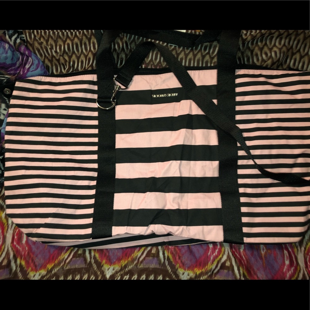 Victoria’s Secret large overnight/travel bag